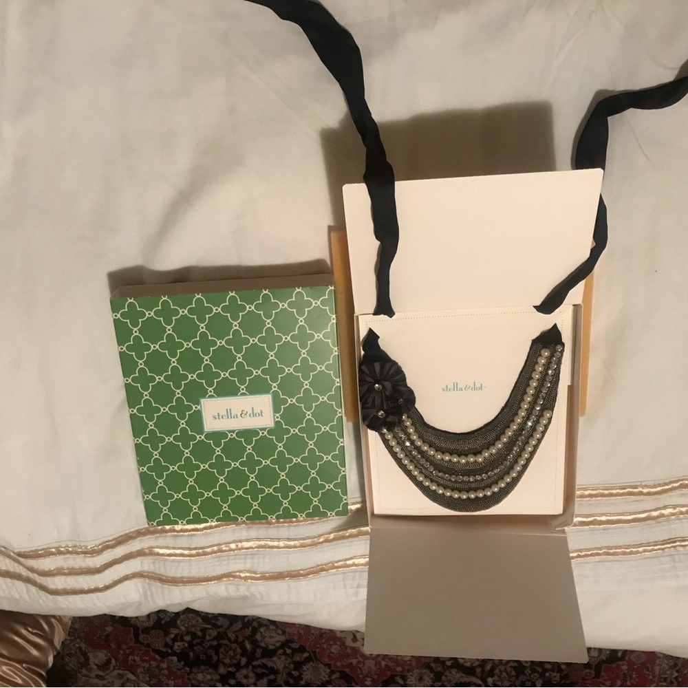 Stella & Dot Black and Silver Statement Necklace - Picture 2 of 2